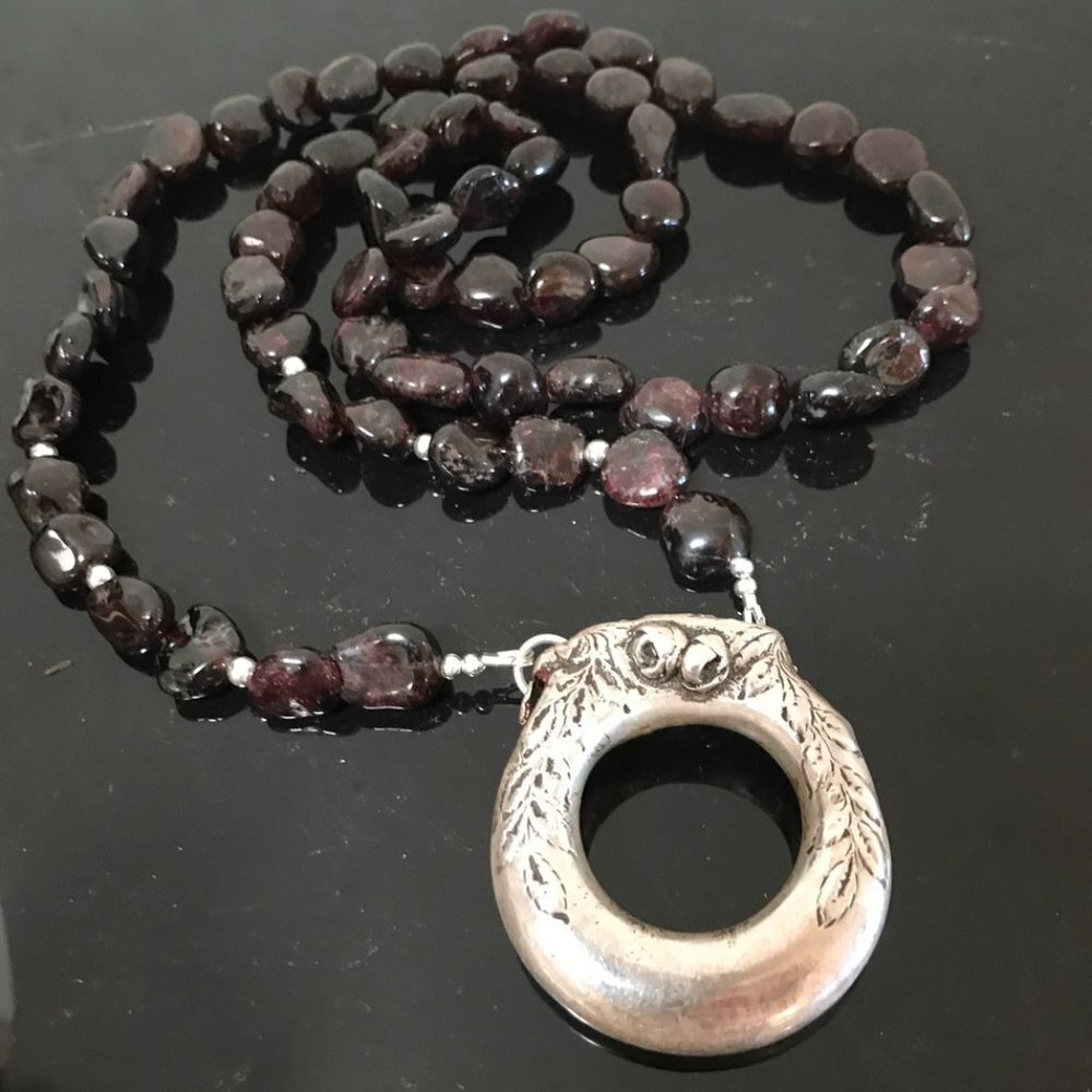 Antique Sterling Silver Tiffany 925 Pendant Necklace Circle Loop Garnet Gemstone - Picture 2 of 6